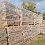 Volle Palette Holz-Briketts 40x8 cm - 624 Stück  (ca. 1040 Kg) Hartholzpresslinge