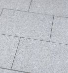 Seltra Terrassenplatte BRAVO geflammt Edelgrau Granit
