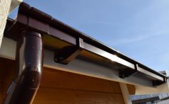 Weka Kastenrinnenset Gr. 4 für Flachdachhäuser mit Anbau, braun (100.0308.00.00)